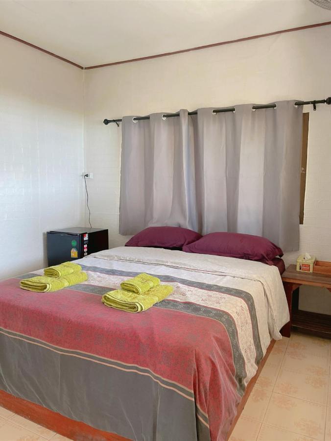 Baanyaiguesthouse マーク島 エクステリア 写真